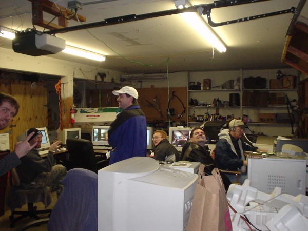 2004 LAN in LA w/ a bunch of people I didn't know! (Except NAK-NAK, heh!)