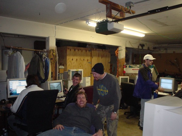 2004 LAN in LA w/ a bunch of people I didn't know! (Except NAK-NAK, heh!)
